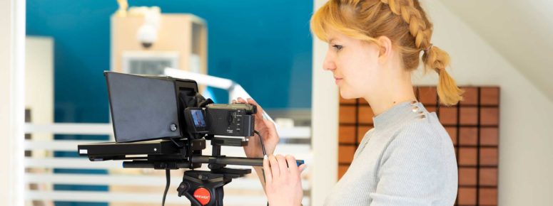 Professionell vor Kameras Studium