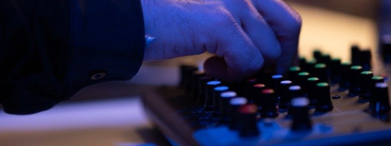 Tutorial Podcast Studio