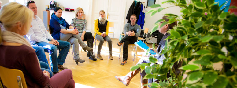 Vor Menschen sprechen lernen