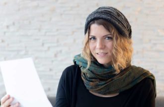 Wie finde ich Sprecherinnen Jobs